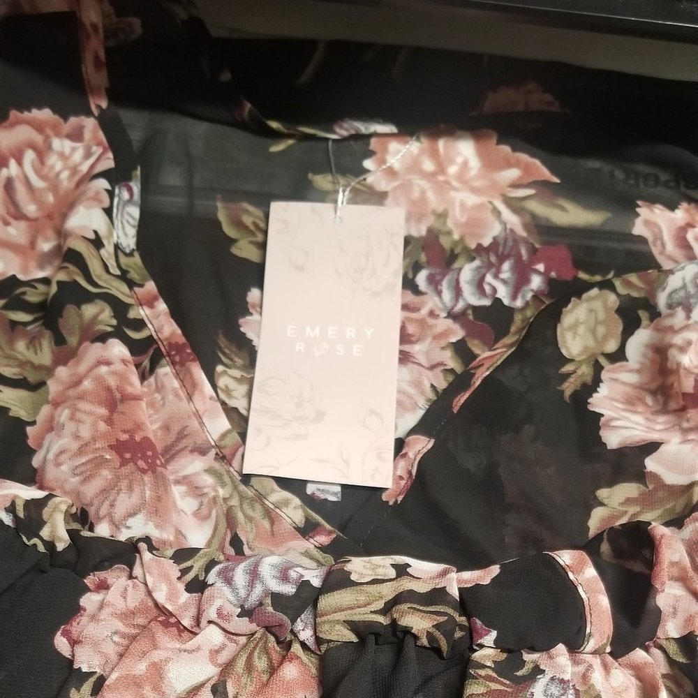 Peplum cover shirt
